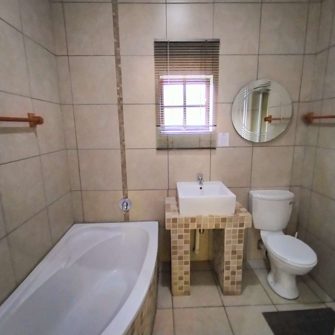 30 Bedroom Property for Sale in Brandwag Free State